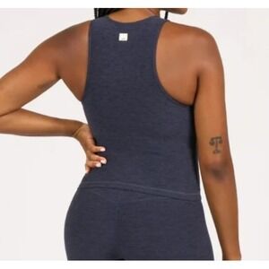 Vuori Elevation Tank Top Navy Blue High Neck Built-In Shelf Bra Cropped Size XS